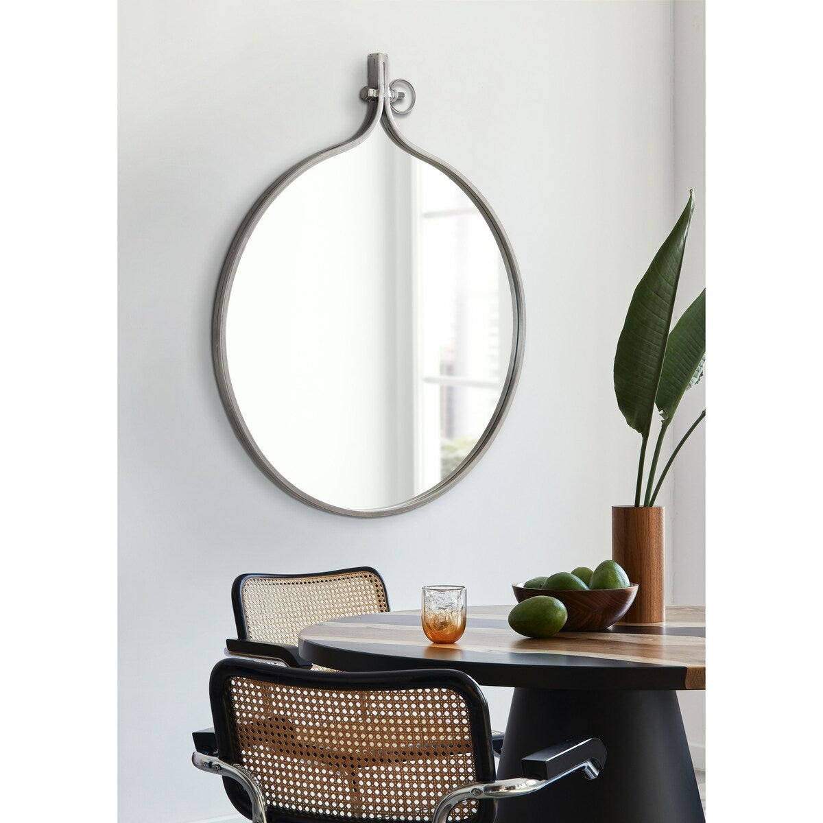 Kate and Laurel Yitro Round Wall Mirror