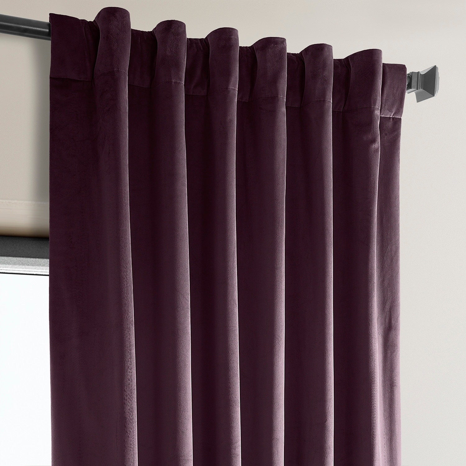 Exclusive Fabrics Plush Velvet Room Darkening Curtain (1 Panel)