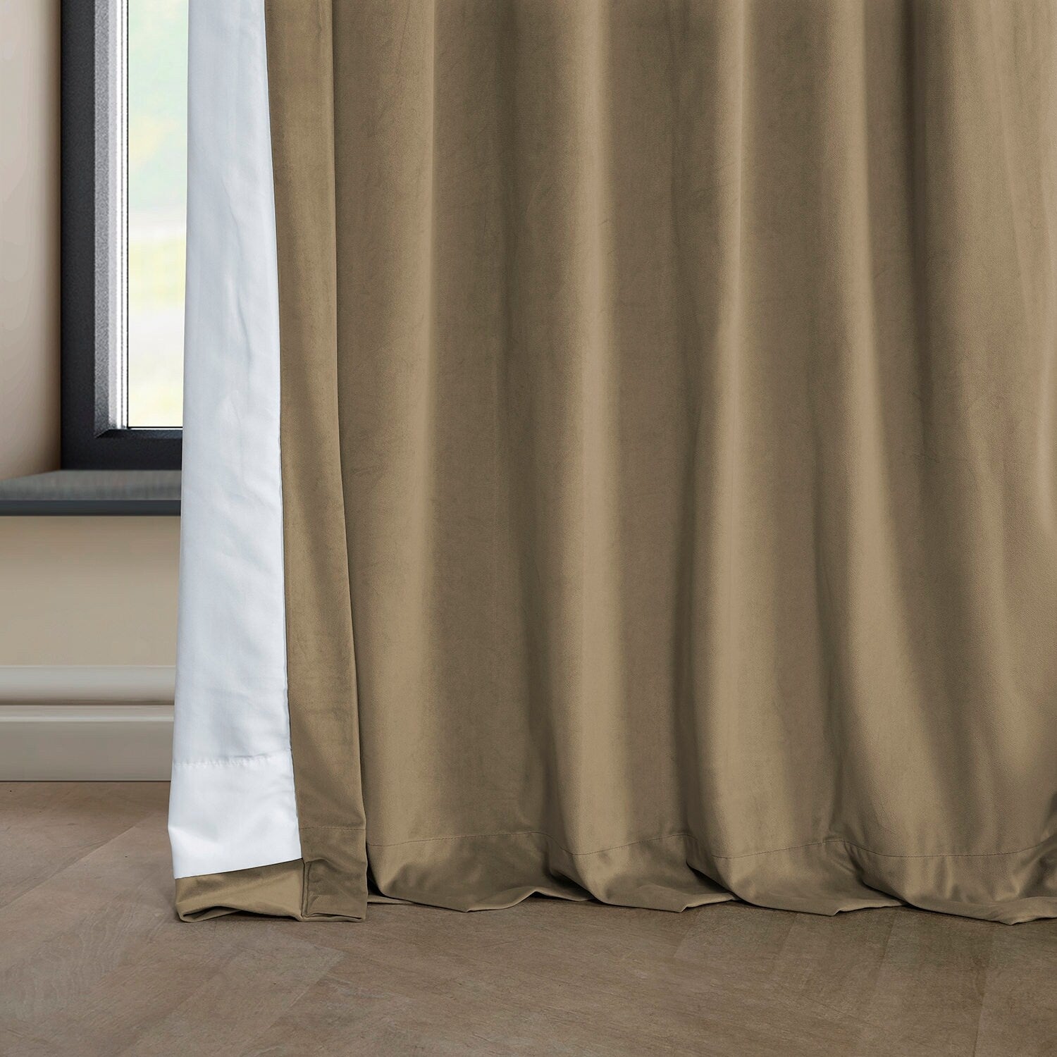 Exclusive Fabrics Plush Velvet Room Darkening Curtain (1 Panel)