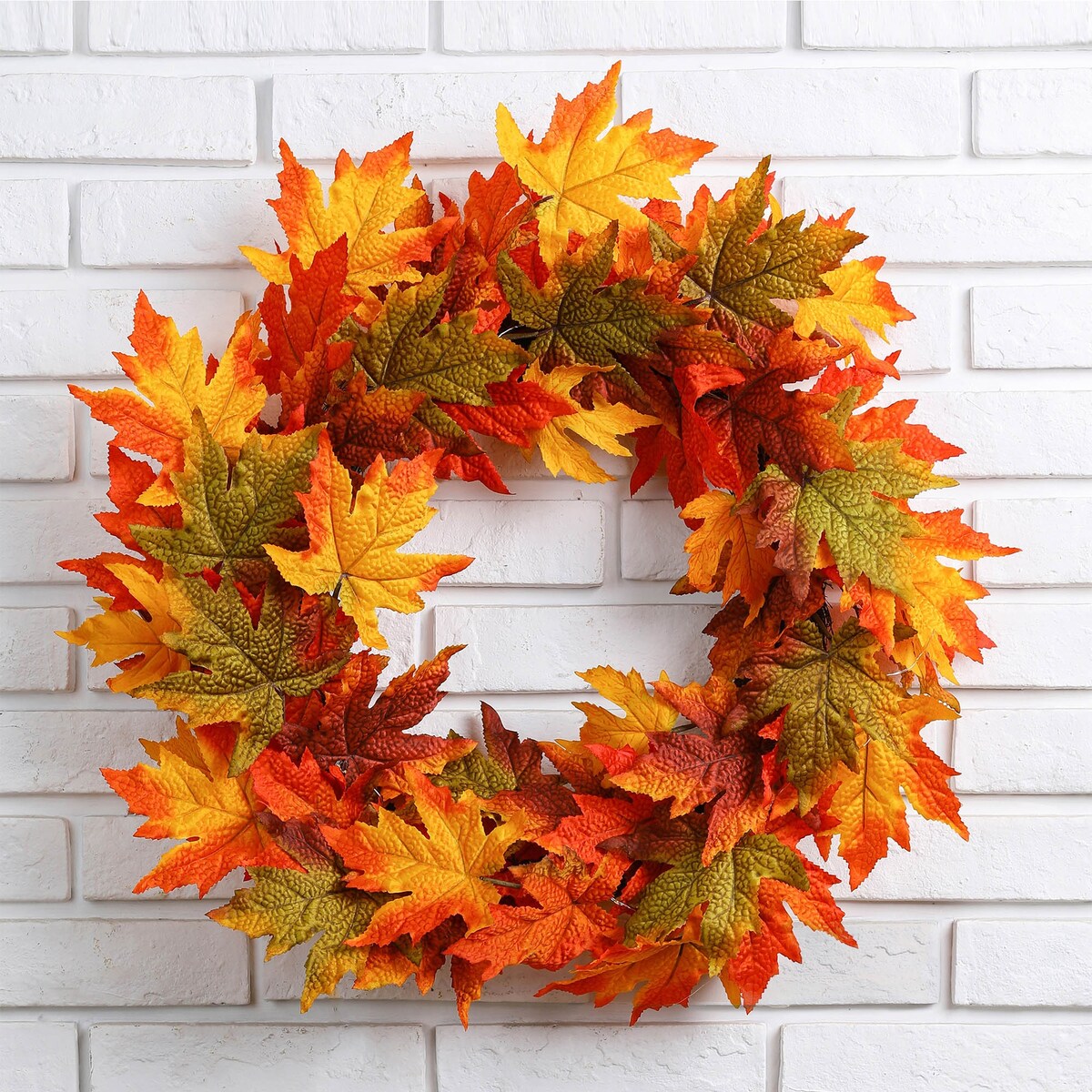 Glitzhome Thanksgiving LED Lighted Fall Maple Leaves Wreath & Garland