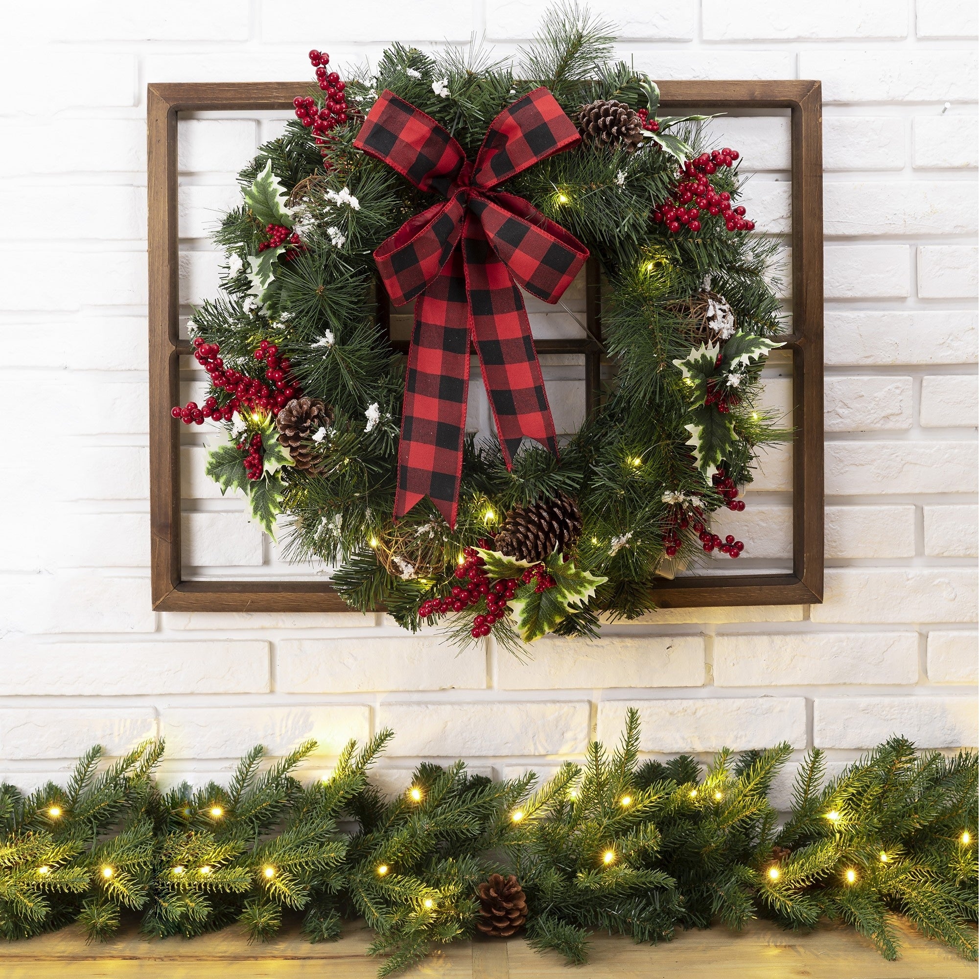 Glitzhome 24 LED Greenery Twig Ball Pinecone Holly Pine Wreath with Timer