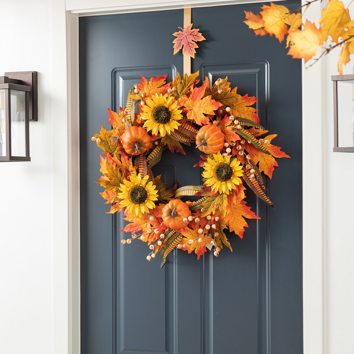 Glitzhome 24D Fall Pumpkin Sunflower Lotus Floral & Wreath for Thanksgiving