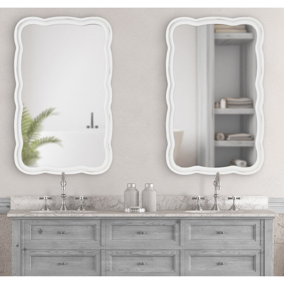 Kate and Laurel Hatherleigh Scallop Wood Wall Mirror