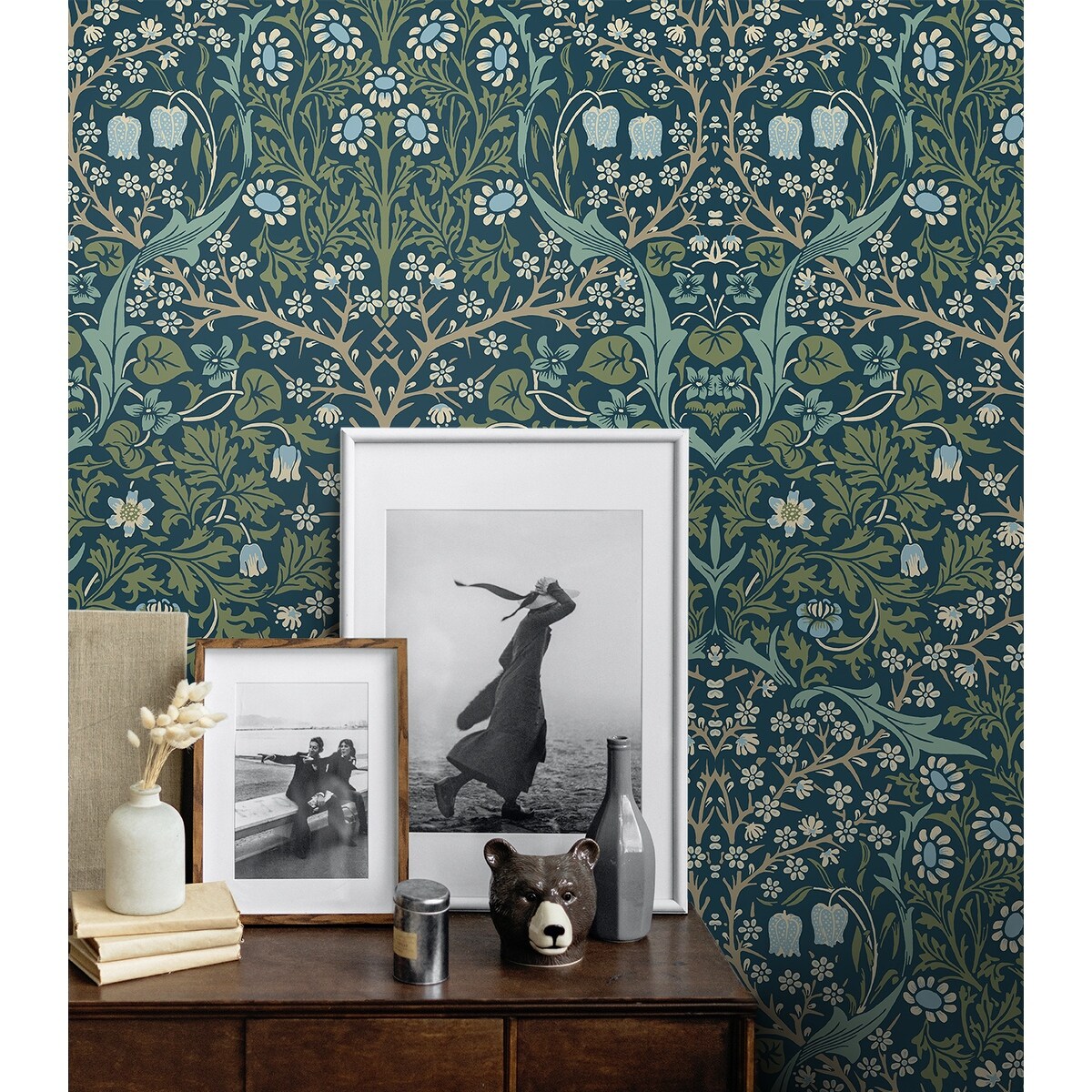 NextWall Victorian Garden Floral Peel and Stick Wallpaper