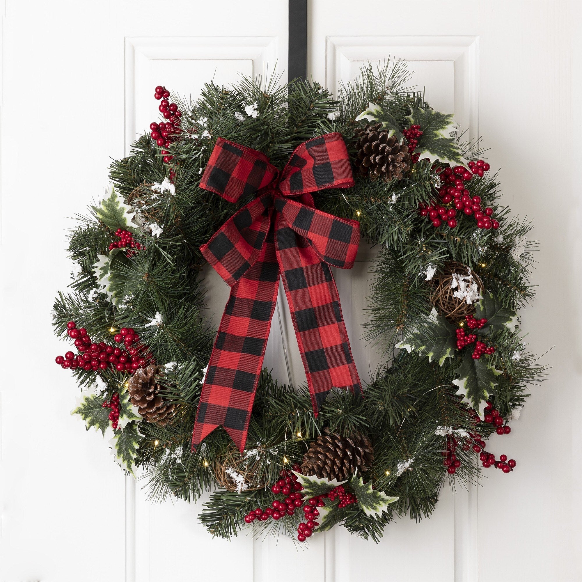 Glitzhome 24 LED Greenery Twig Ball Pinecone Holly Pine Wreath with Timer