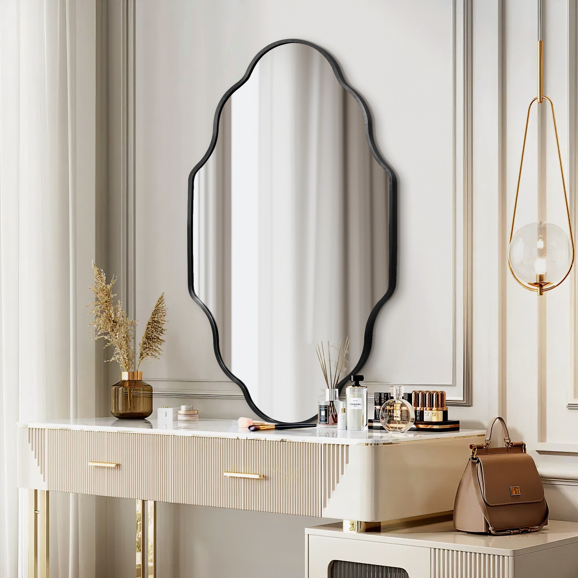 Irregular Aluminum Alloy Framed Wall Mirror Scalloped Wavy Bathroom Mirror