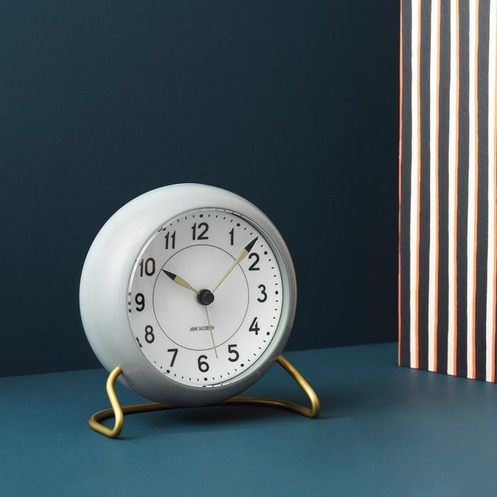 Arne Jacobsen Station Table Clock, : 4.3