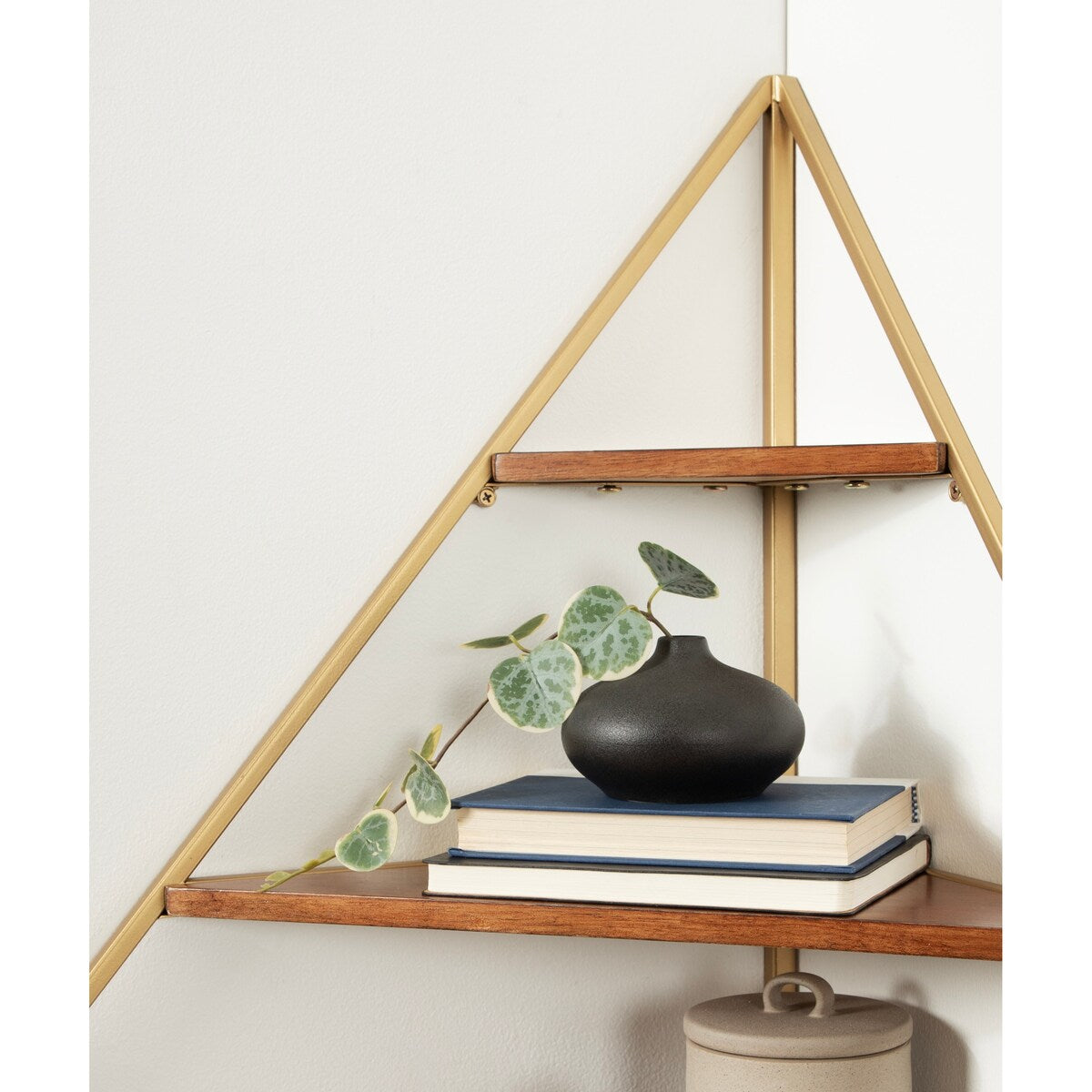 Kate and Laurel Melora Glam Metal and Wood 5-tier Corner Wall Shelf