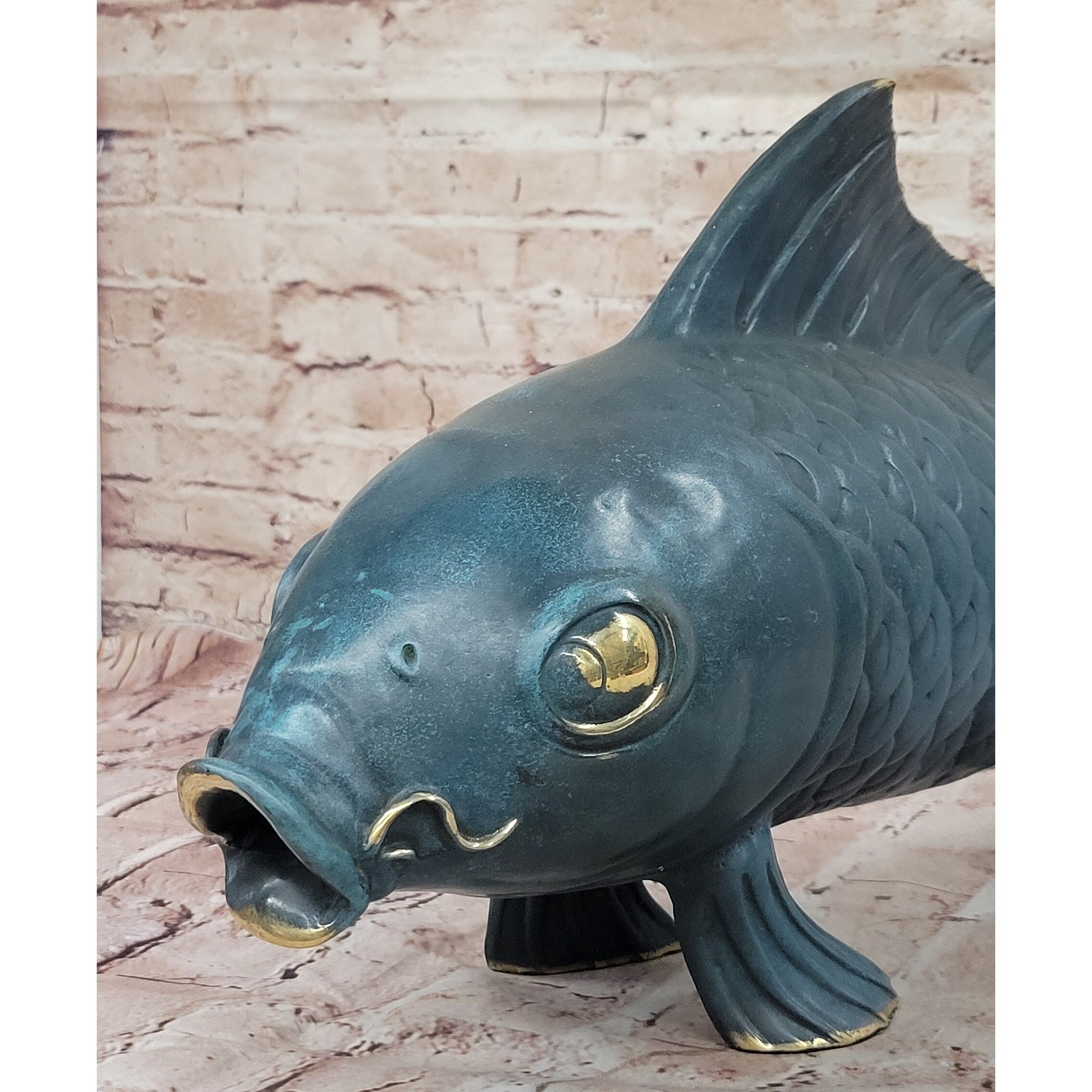 Bronze Koi Fish Sculpture – Large Decorative Asian-Inspired Art Piece With Gold Accents