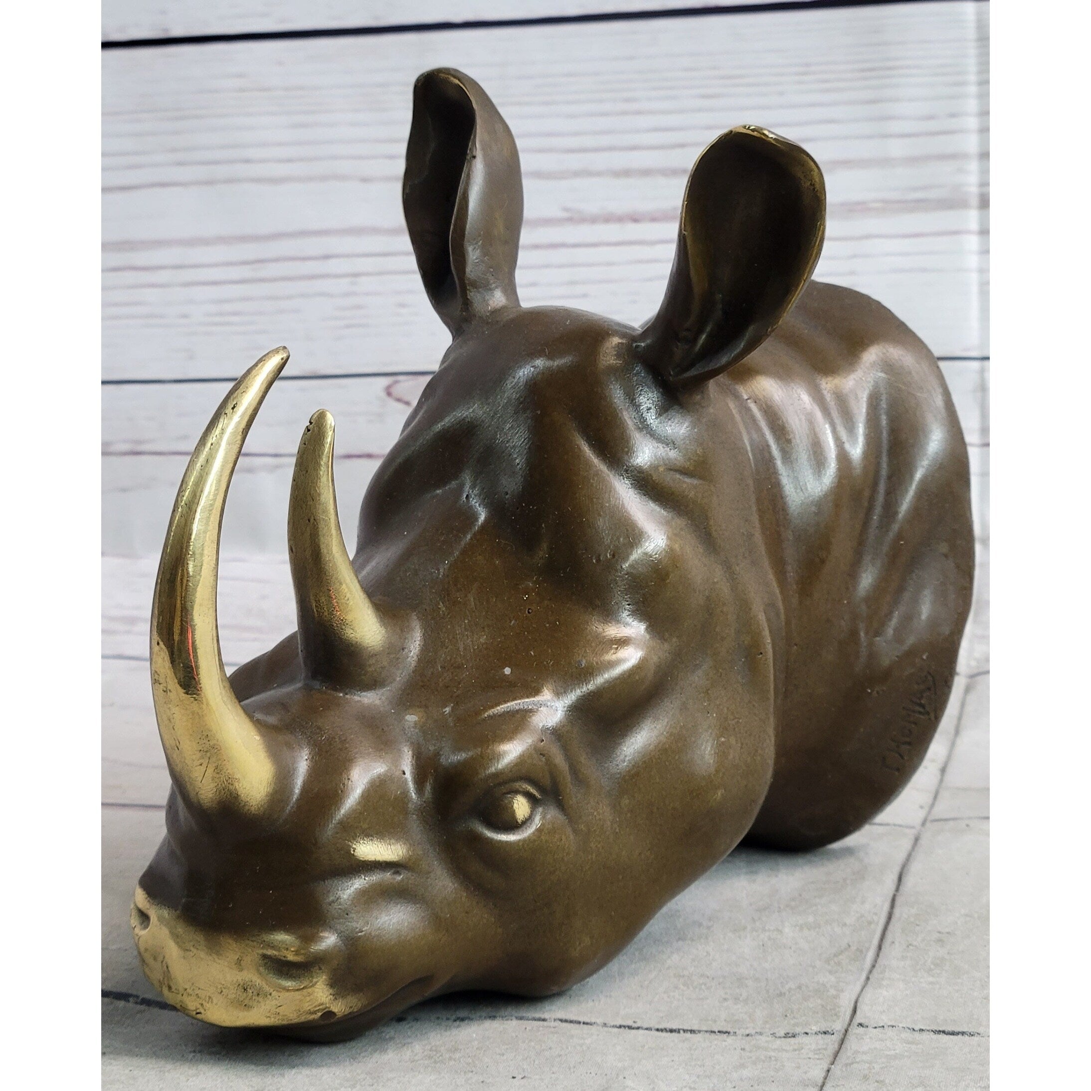 Wall Mounted Hanging Bronze Metal Rhinoceros Rhino Bust Sculpture Decor Trophy Room