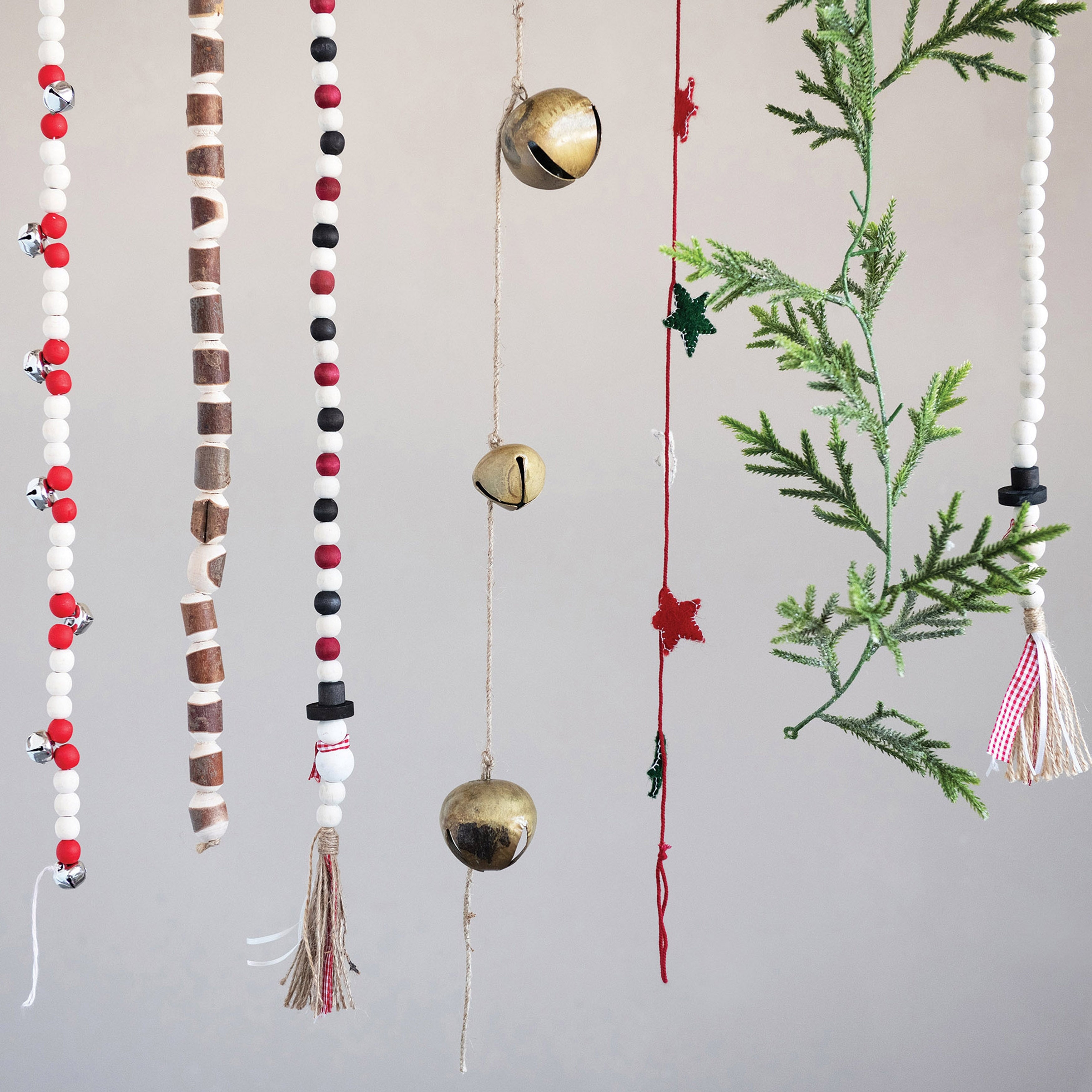 Metal Jingle Bell Garland - Gold