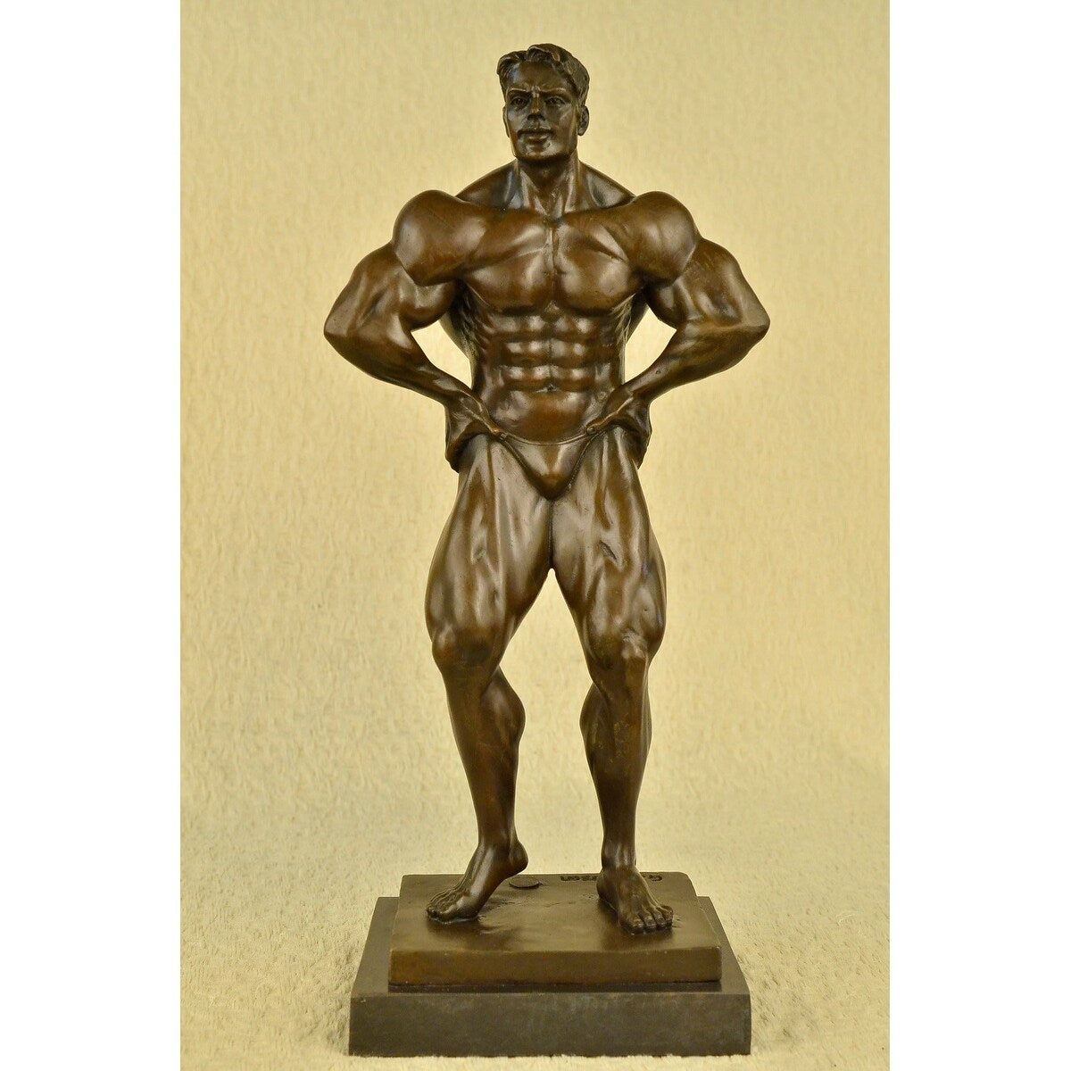 Bronze Champion Body Builder Mr. Universe Muscle Man Statue Figurine Sculpture