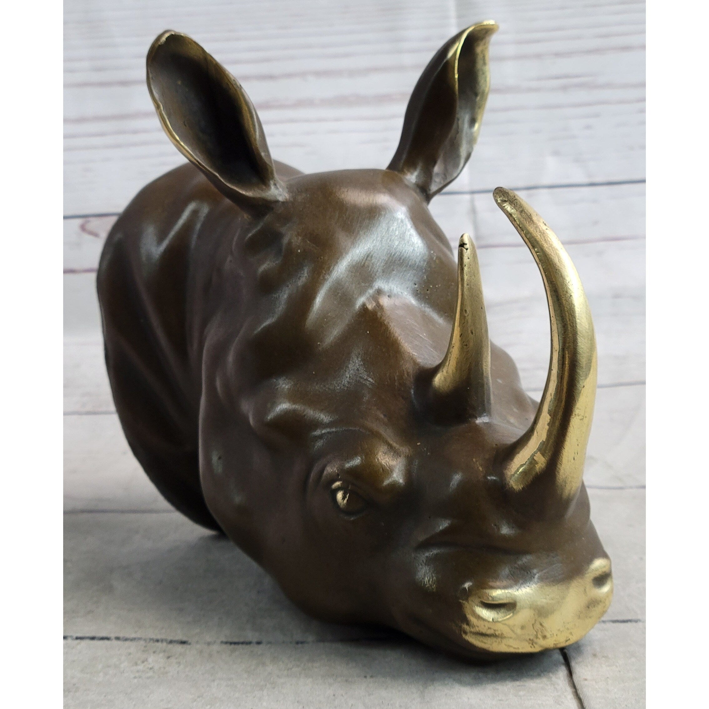 Wall Mounted Hanging Bronze Metal Rhinoceros Rhino Bust Sculpture Decor Trophy Room