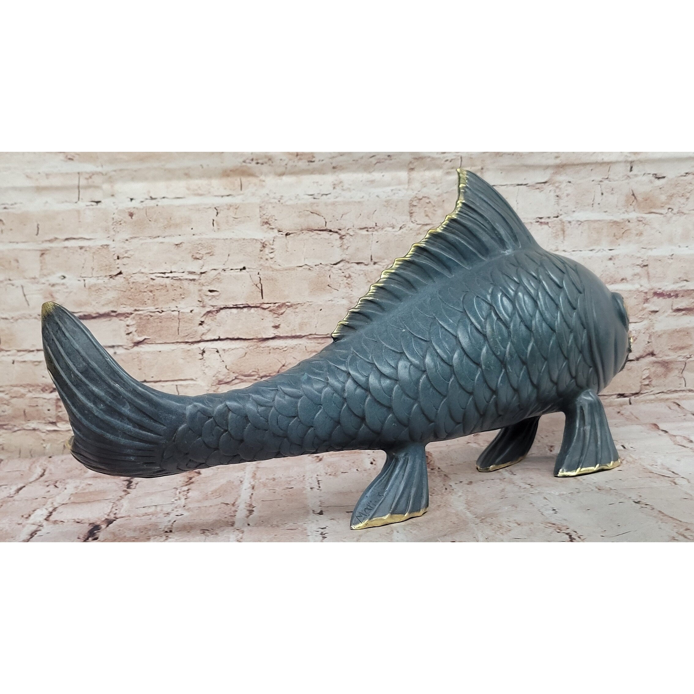 Bronze Koi Fish Sculpture – Large Decorative Asian-Inspired Art Piece With Gold Accents