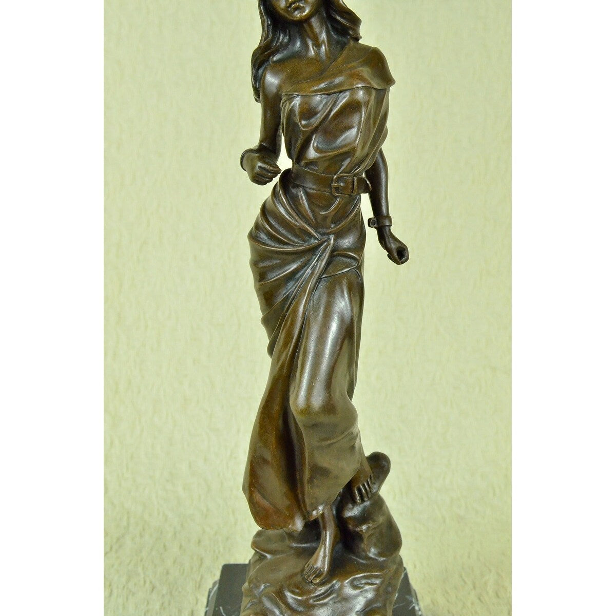 Native American Girl 100 Percent Solid Bronze Sculpture Statue Figure Decor Art Deco