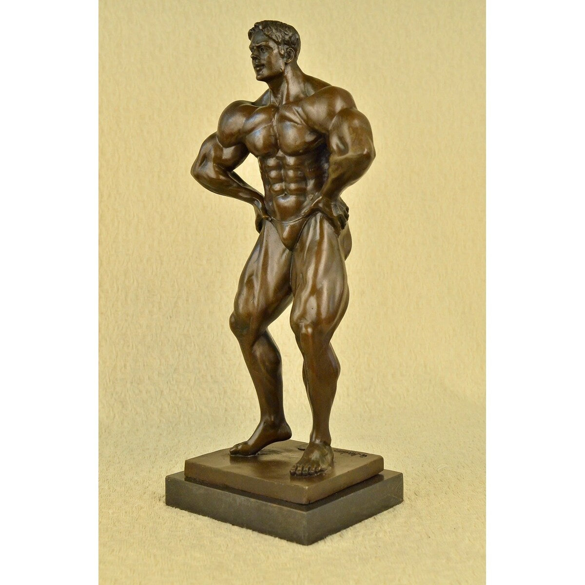 Bronze Champion Body Builder Mr. Universe Muscle Man Statue Figurine Sculpture