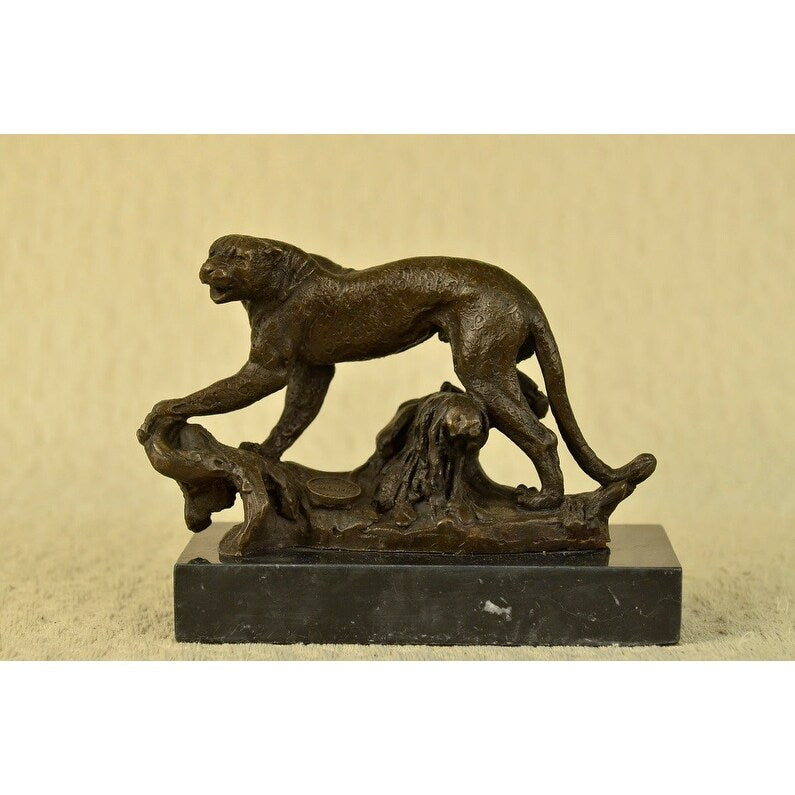 Statue Sculpture Cheetah Wildlife Art Deco Style Art Nouveau Style Bronze Decor