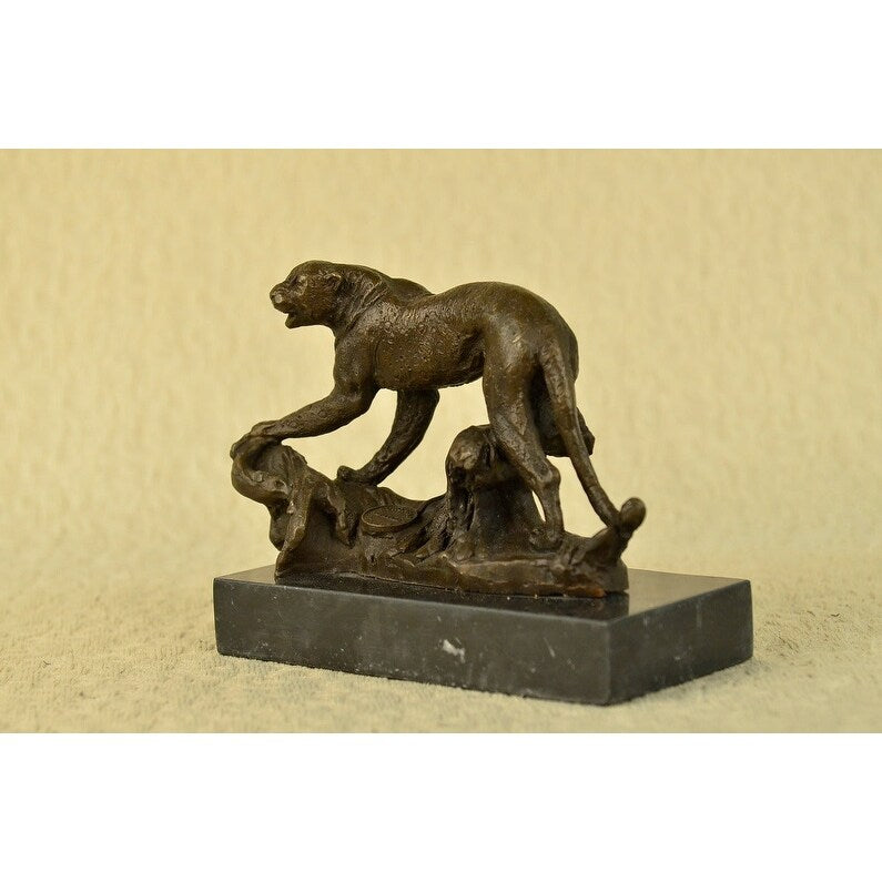 Statue Sculpture Cheetah Wildlife Art Deco Style Art Nouveau Style Bronze Decor